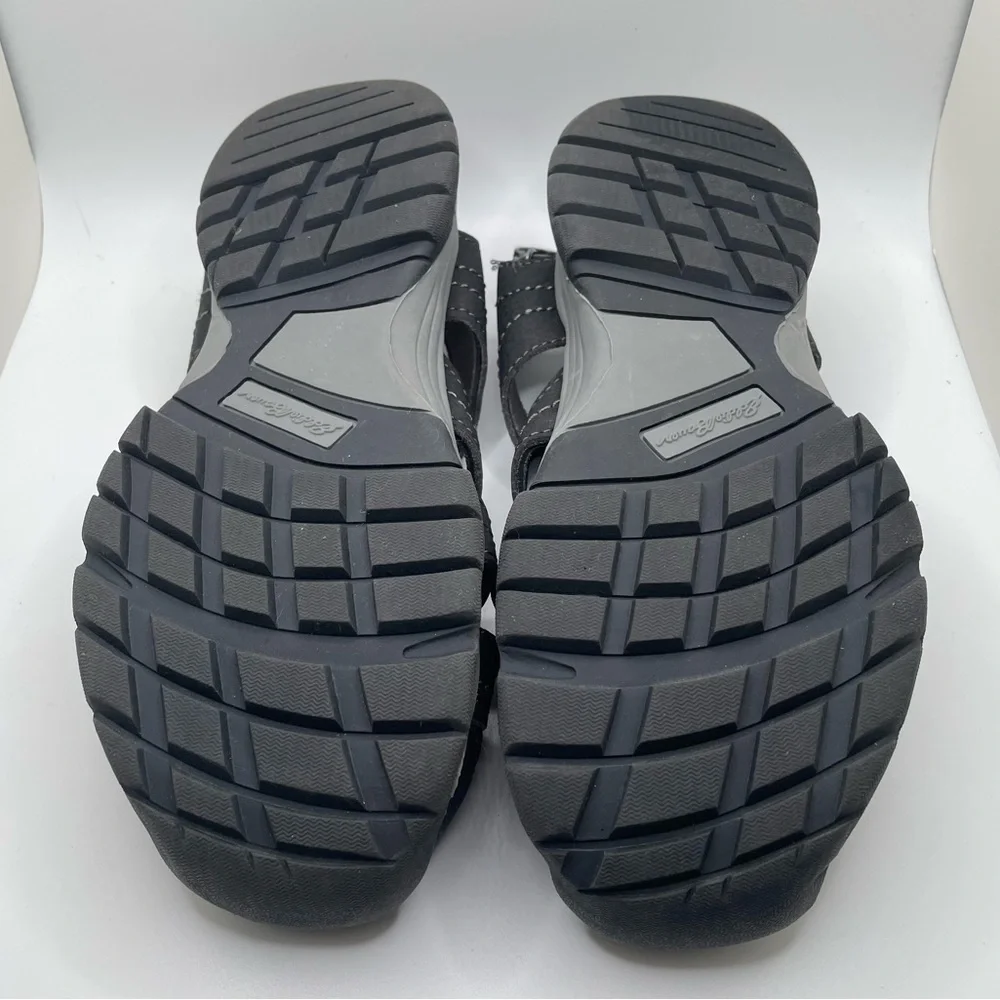 Eddie Bauer Boys Size 2 Cinch Cord Athletic Hiking Sandals Sport Shoes NWOT